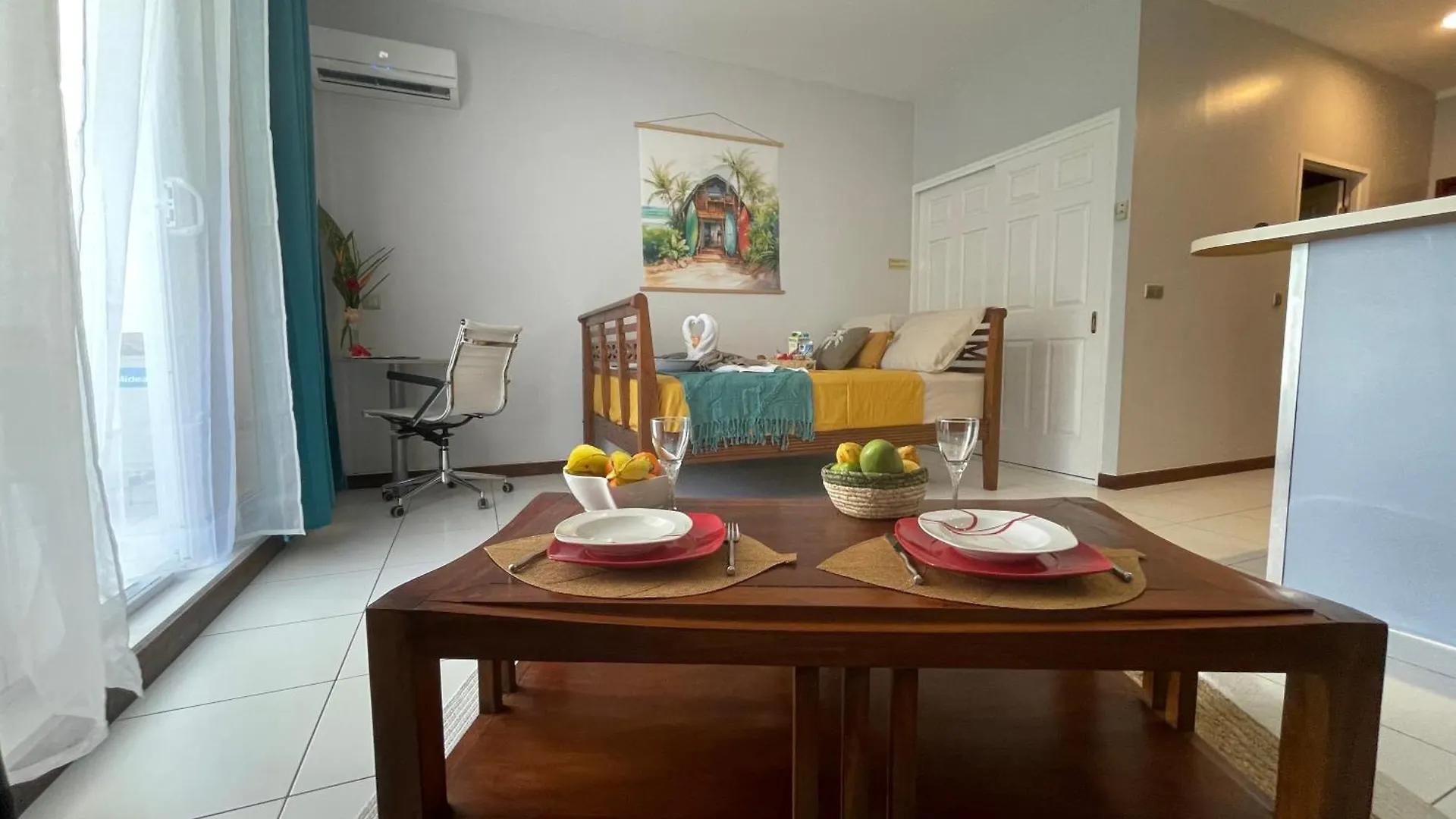 Appartement Papeete-Airport, Parking, Wifi,Ac,Pool Папеэте