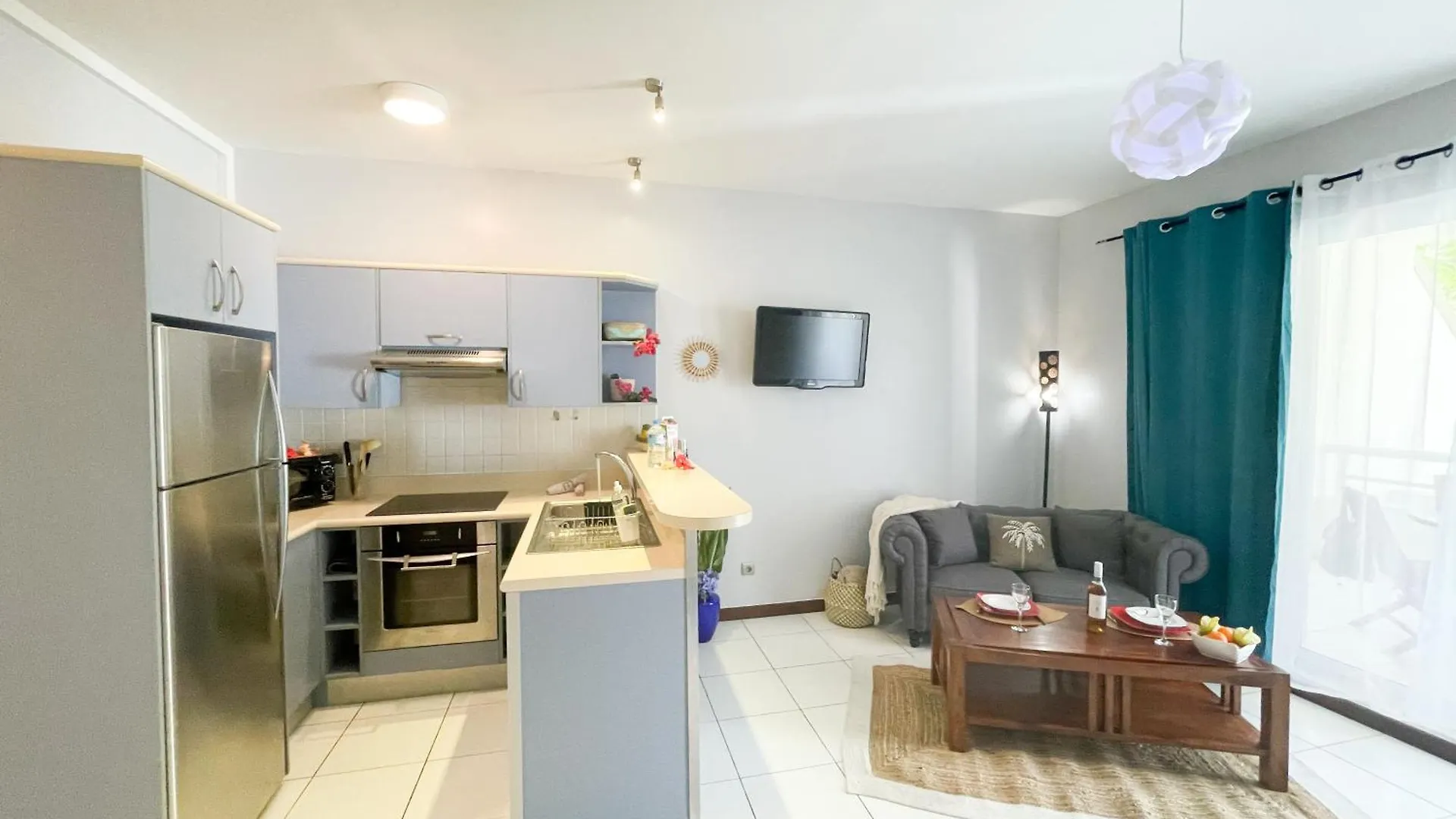 Appartement Papeete-Airport, Parking, Wifi,Ac,Pool 0*, Папеэте